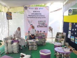 Ada Ecobrik, Batik Ecoprint hingga Microgreen di Puncak HUT SMP 2 Kaliwungu