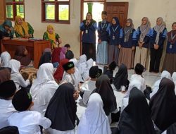 Tambah Pengetahuan Agama Anak, KKN Posko 06 UIN Walisongo Ikut Mengajar TPQ di Desa Tanjungsari