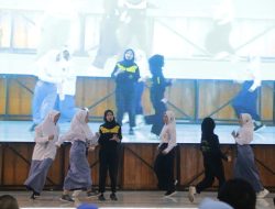 Beri Edukasi Lingkungan lewat Teater