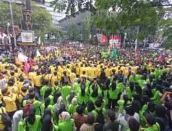 18 Orang Dilarikan ke RS usai Unjuk Rasa