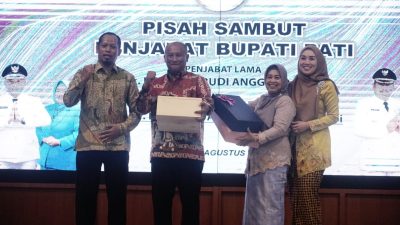 Pisah Sambut Penjabat Bupati Pati Berlangsung Meriah Namun Penuh Haru