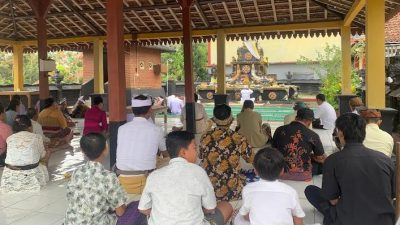 Puluhan Umat Hindu Jepara Rayakan Galungan