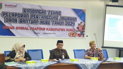 Dinsos Jateng Salurkan Bantuan kepada 30 Kube di Kudus