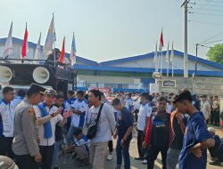 Ratusan Buruh PT. Kanindo Jepara Gelar Aksi Protes Dugaan PHK Sepihak