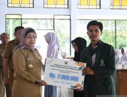 Pemkab Batang Alokasikan Program Beasiswa Rp 492,5 Juta