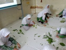 SD Miftahul Ulum Angkat Kesadaran Lingkungan di P5