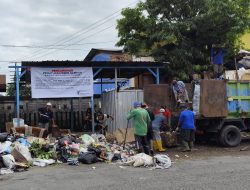 Depo Sampah di Rel Pandean Overload, Timbulkan Bau Menyengat