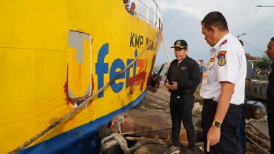 Sidak, Ketua DPRD Soroti Infrastruktur Pelabuhan Kartini yang Rusak