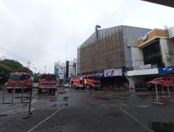Karaoke Bosq di Jalan Pandanaran Terbakar