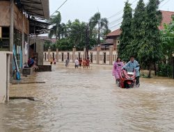 Hujan Deras Berhari-hari, Rumah dan Sekolah di Desa Mejobo Tergenang Banjir