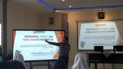 Belajar Demokrasi, Siswa SMA Negeri 2 Rembang Berperan Jadi Bupati & KPU!