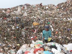 Volume Sampah di Pati Naik 20 Persen Selama Ramadhan 2025