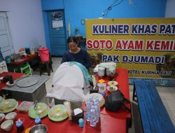 Cuma Rp5.000! Nikmatnya Soto Ayam Kemiri Jadi Favorit Warga Pati