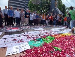 Ratusan Driver Ojol Demo di Kantor Gubernur Jateng, Soroti Tarif dan Status Hukum