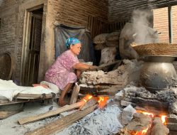 Di Balik Kenyalnya Horog-horog Jepara: Lewati 12 Tahapan dan Dikeringkan Pakai Abu Dapur