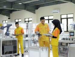 SMK Wisudha Karya Kudus Bentuk Siswa Kompeten di Industri Global