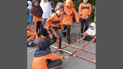 Gembira Tanpa Gawai, SDN 2 Barongan Suguhkan Hari Anak Nasional Bernuansa Budaya Lokal