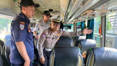 Operasi Patuh Candi 2025 Dimulai: Polresta Pati, Dishub, dan Jasa Raharja Gelar Ramp Check Angkutan Umum di Terminal Kembangjoyo