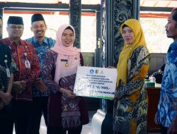 220 Tenaga Kependidikan Non ASN di Demak Terima Bantuan