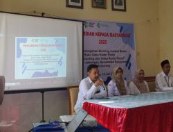 Cegah Stunting, Tim Pengabmas Poltekkes Kemenkes Semarang Berikan Edukasi Lewat Buku Saku dan Video Visual