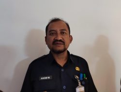 Ada Sekolah Jual Seragam atau LKS? Bupati Pemalang: “Lapor Langsung ke Saya!”