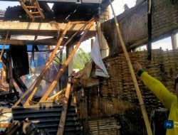 Dalam Sehari 2 Kebakaran Terjadi di Sukorejo, Diduga Akibat Korsleting dan Sisa Bara Api Tungku