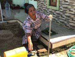 20 Tahun PDAM Mengalir Seret, Warga Kedungmalang Andalkan Truk Tangki