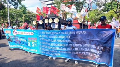Buruh Jateng Geruduk DPRD, Tuntut Hapus Outsourcing dan Tolak Upah Murah