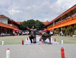 Siswa SMP 1 Jekulo Tunjukkan Kreativitas Lewat Fashion Show
