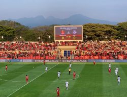 Duel Panas di GBK, Persijap Jepara vs Arema FC Berakhir Tanpa Gol