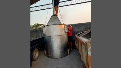 Tak Perlu ke TPA, Warga Undaan Lor Kini Bisa Musnahkan Sampah di Desa Sendiri!