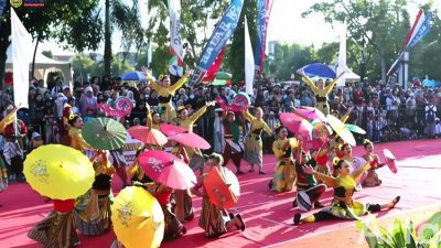 Angkat Permainan Tradisional, Kecamatan Gebog Juara 1 Karnaval Budaya