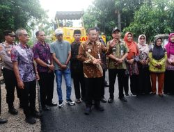 Tinjau Jalan Hotmix Lahar–Gunungsari, Bupati Sudewo: Pembangunan Infrastruktur Harus Dijaga Bersama Agar Manfaatnya Panjang