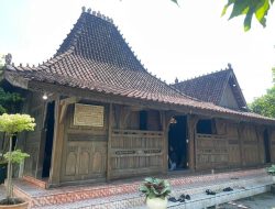 Mengenal Joglo Pencu: Wujud Akulturasi 4 Budaya yang Jadi Kebanggaan Kota Kretek