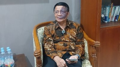 Fantastis! Anggaran Smart TV Sekolah Rp 26 Juta per Unit, PGRI: Banyak yang Lebih Murah, Jangan Salah Arah Lagi!