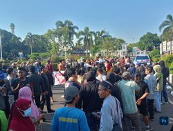Dulu Pentolan Penolak Tambang, Kini Kades Tunggulsari Dituding Khianati Warga