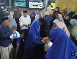 Bahagianya Ratusan Jamaah Majelis Taklim As Salam Terima 300 Paket Pangan dari DPD PAN Kendal