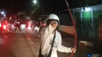 Viral! Gerombolan “Kreak” Bersenjata Tajam Gegerkan Jalanan Kendal Dini Hari