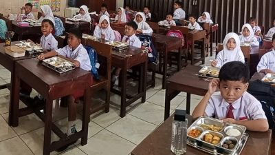 Siswa SD 2 Burikan Kudus Antusias Terima MBG