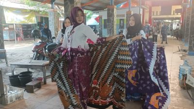 Kenalkan Batik Khas Pati, Lorong Pasar Puri Jadi Arena Catwalk