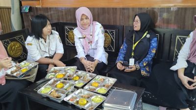 Bukan Basi, Tapi ‘Berisiko’, Ini Penjelasan Dinkes Soal Nasi Kuning Program MBG di SMPN 5 Rembang