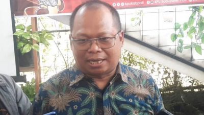 Stadion Joyokusumo Direnovasi, Kantor KPU Pati Terpaksa Pindah
