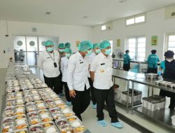 Cek SPPG Jebres, Ahmad Luthfi Minta Percepat Penerbitan SLHS di Jateng