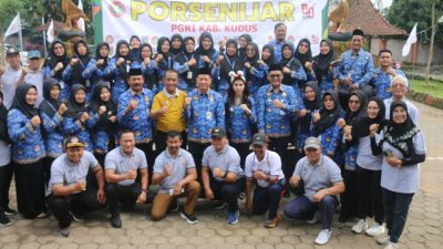 Pesan Bupati Kudus Jelang HUT PGRI: Guru Jangan Kalah Sama Murid