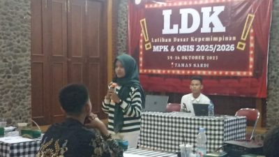 Gandeng Joglo Jateng, SMAN 1 Gebog Bekali OSIS-MPK Keterampilan Problem Solving