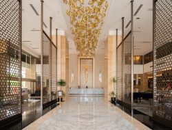 Sambut Natal dan Tahun Baru 2026, Gumaya Tower Hotel Hadirkan Penawaran Menarik dari Hampers hingga Pesta