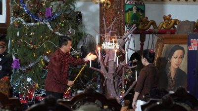 Ribuan Umat Kristiani Padati Pendopo Jepara, Rayakan Natal Penuh Khidmat