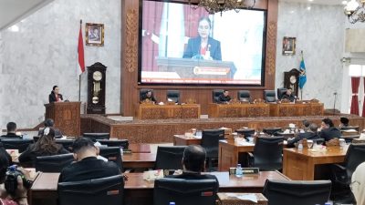 Suasana Rapat Paripurna DPRD Kota Semarang saat pengesahan dua Perda baru, Selasa (30/12/2025)