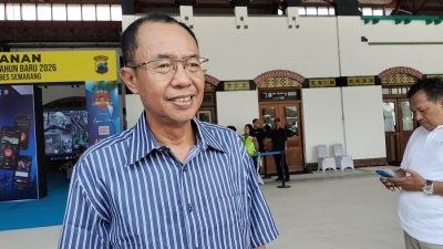 Targetkan 12 Juta Wisatawan Saat Nataru, Disporapar Jateng Soroti Tiket dan Parkir Liar