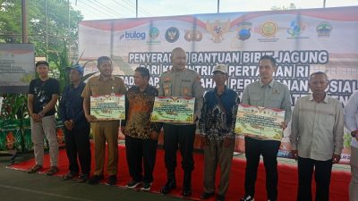 Dukung Swasembada Pangan, Polres Kendal Salurkan 22,2 Ton Bibit Jagung untuk Lahan Perhutanan Sosial